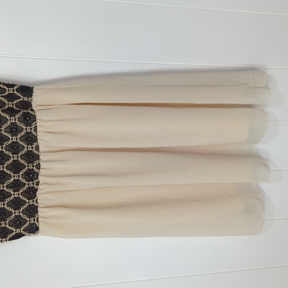 ❤️5/$25 Like New Vilo Couture Gorgeous Dress - Picture 3 of 7